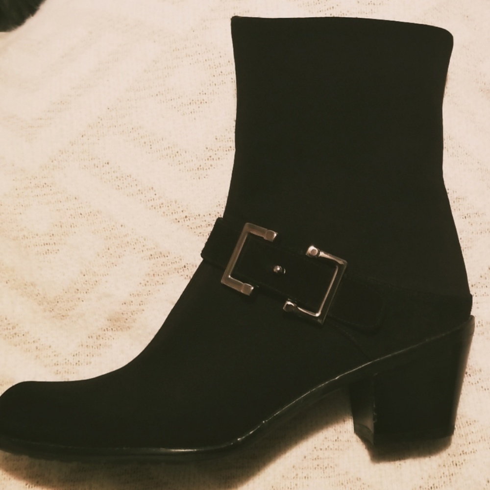 Stuart Weitzman Black Boots